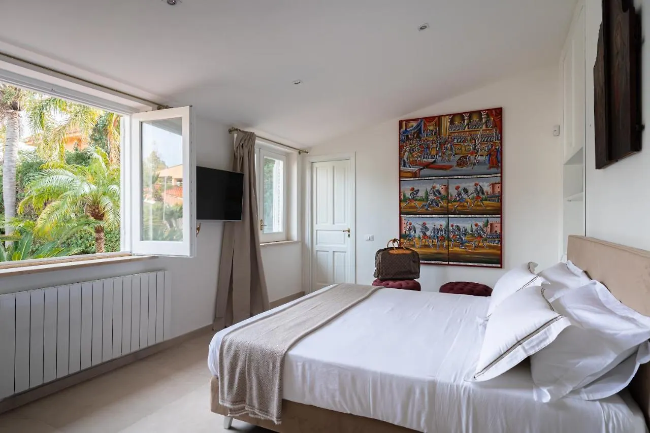 Domus Orestea Villa Palermo 0*,  Italy
